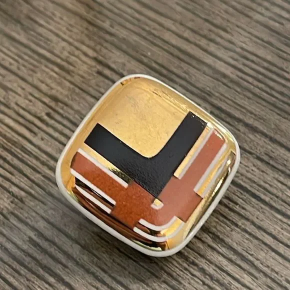 Vintage Avon 1987 “Porcelain Expressions” Diamond Shaped with Brown & Black - Picture 10 of 16